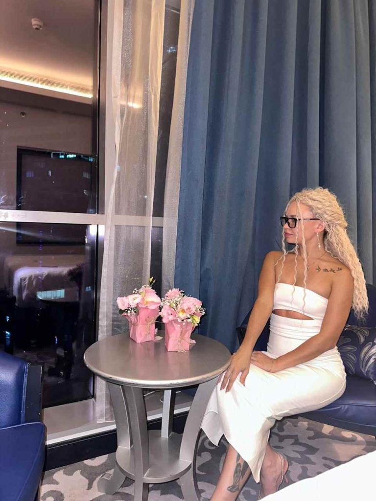 Эскорт модель Амина в Москве