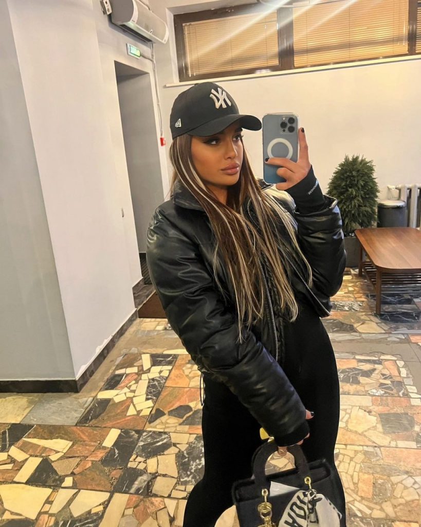 Эскорт модель Анжела в Москве