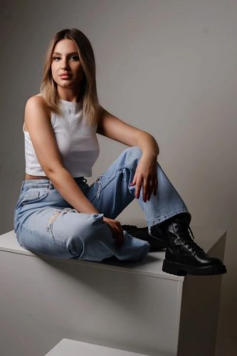 Эскортница Эвелина