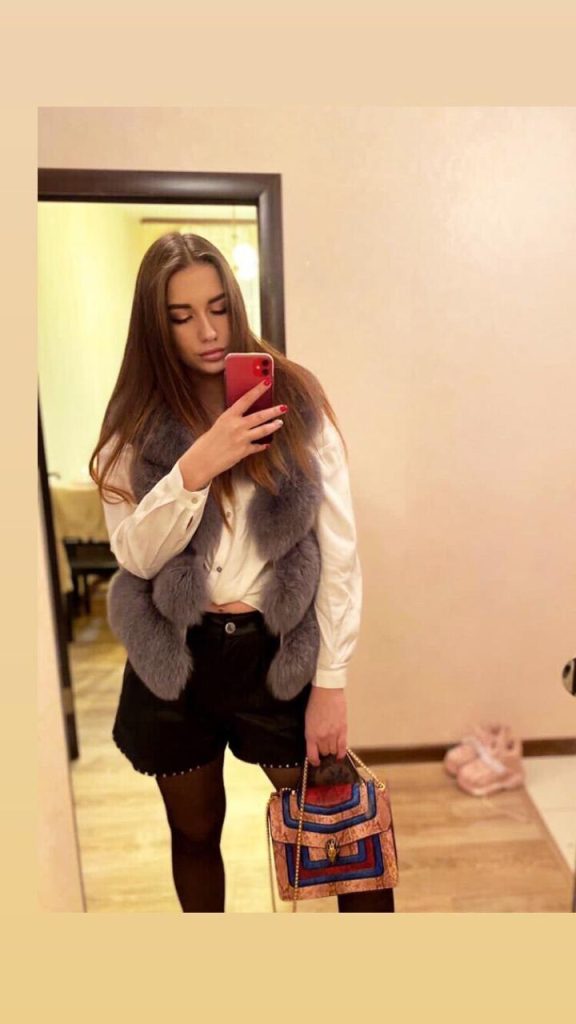 Модель Саша