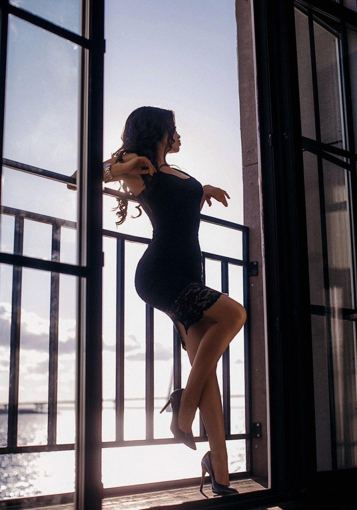 Элитная эскортница Анна